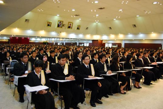 เรียนนิติฯ ให้ได้ดั่งใจ